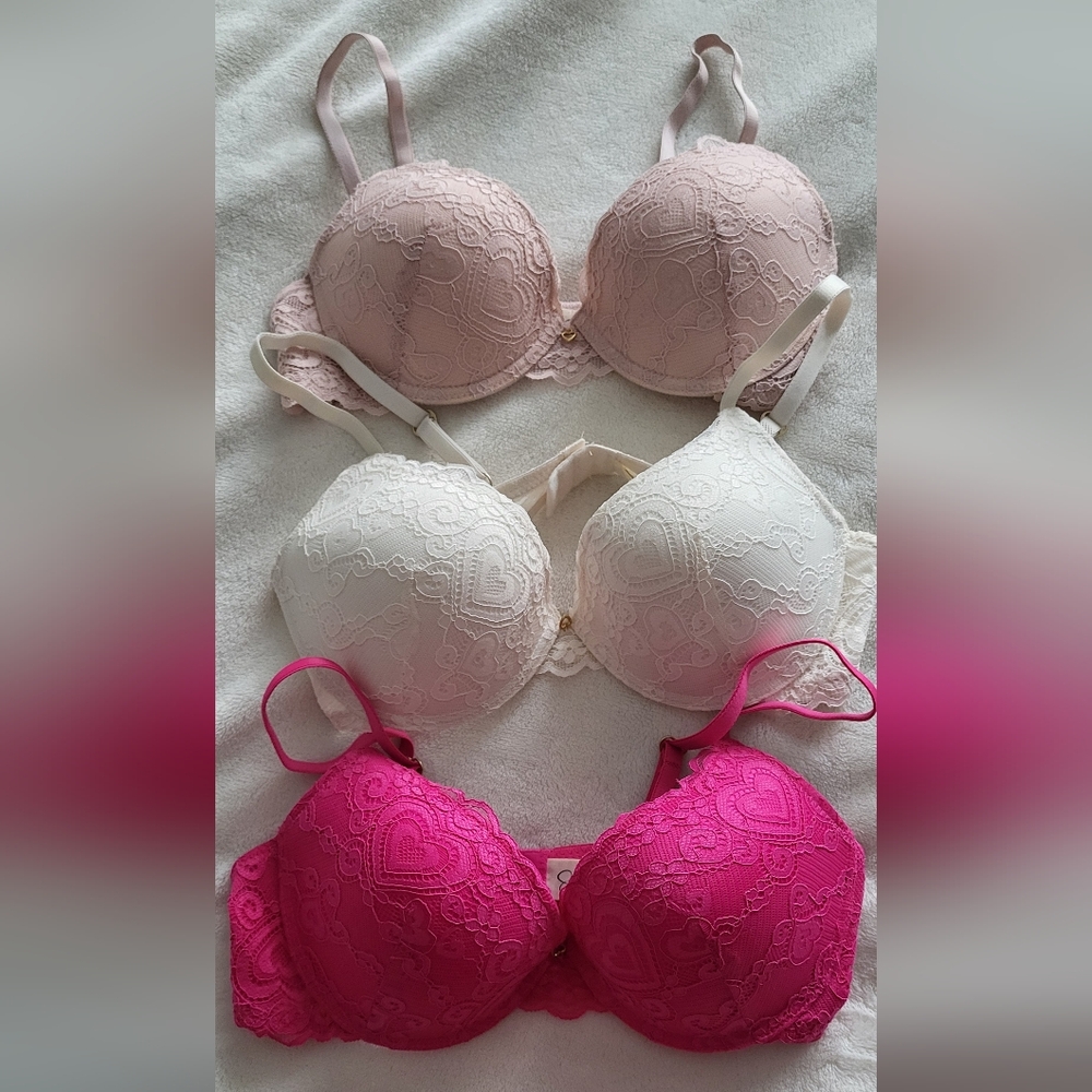 Jessica Simpson Lace Bra Trio